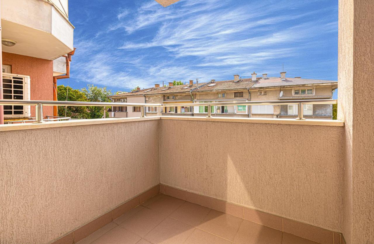 Modernly-Designed 1Bd Apartment With A Nice Terrace Plowdiw Exterior foto